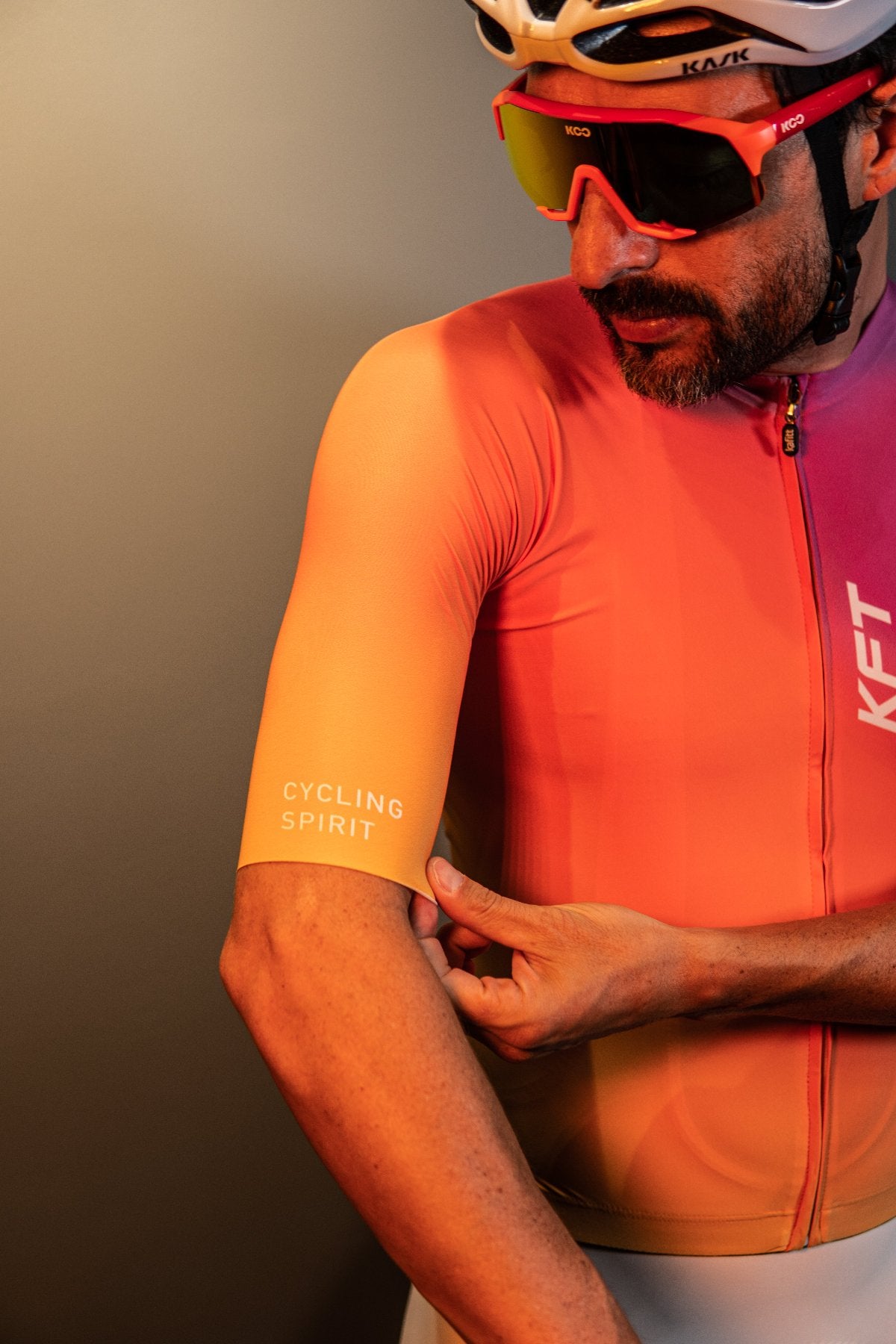 Jersey Basico Naranja Slim MC Hombre