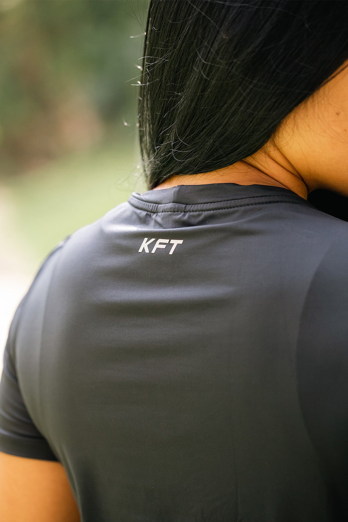 Camiseta Running MC Tela Fria Gris Mujer