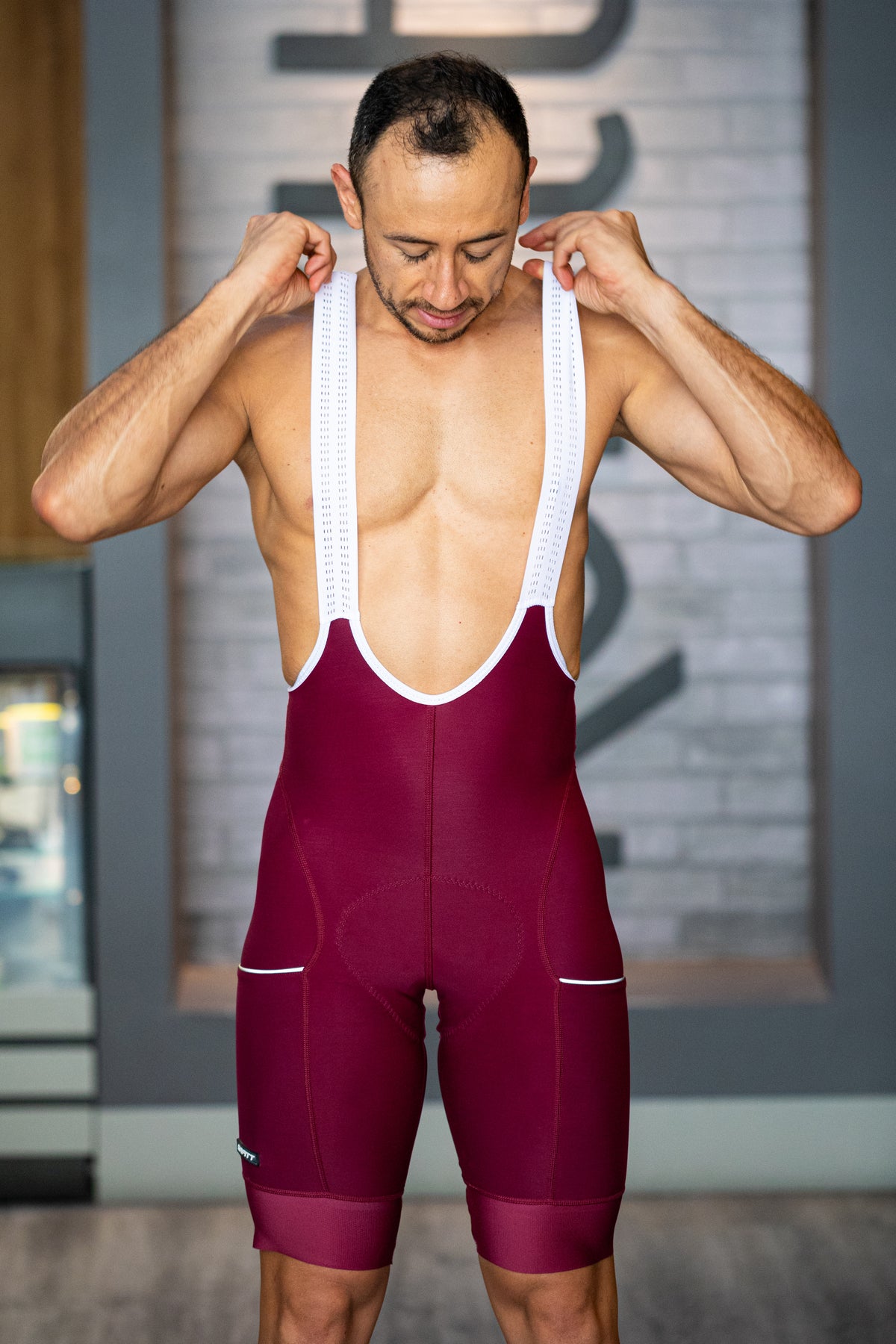 Licra Clásica Bolsillos Vino Hombre