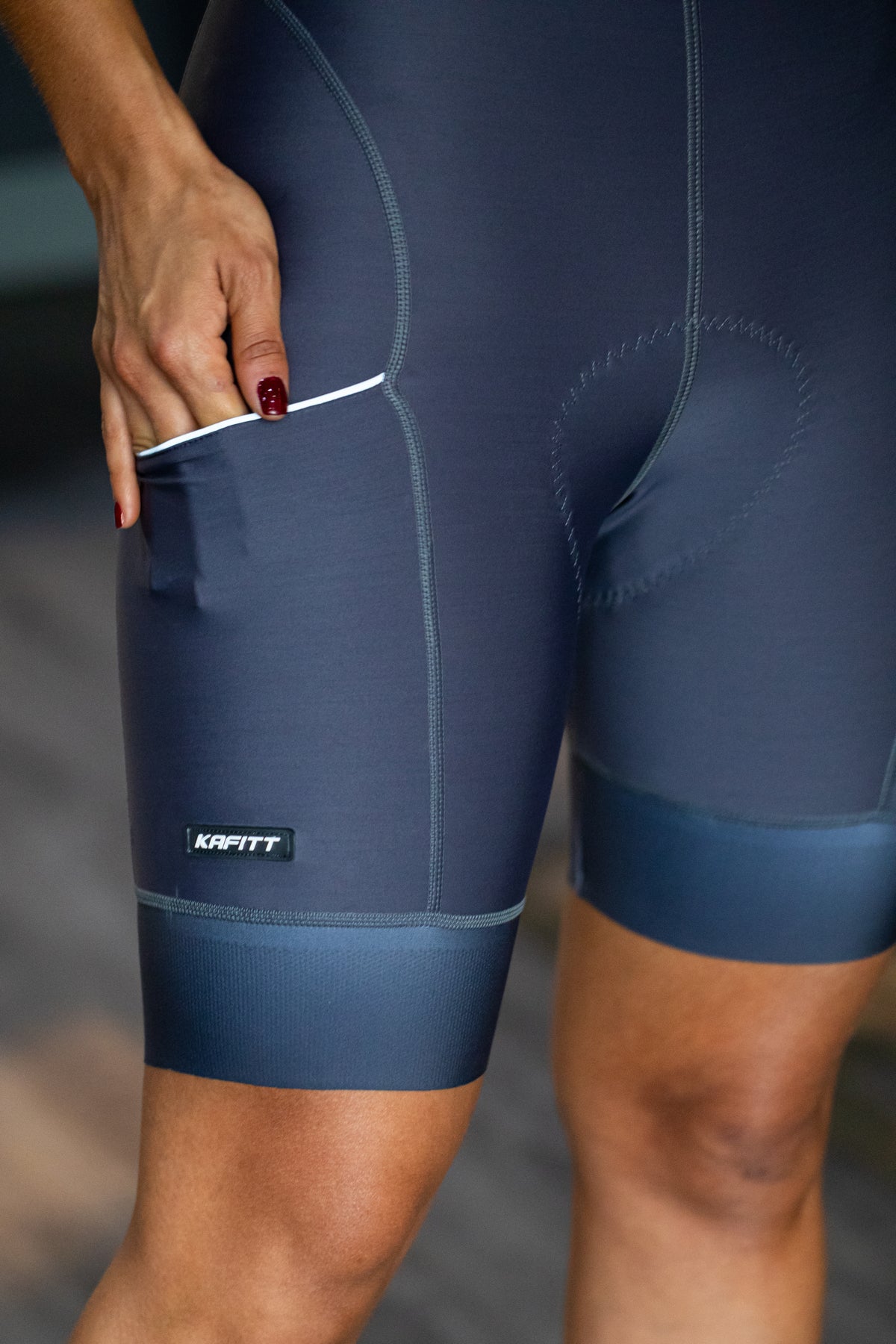 Licra Clásica Bolsillos Gris Mujer