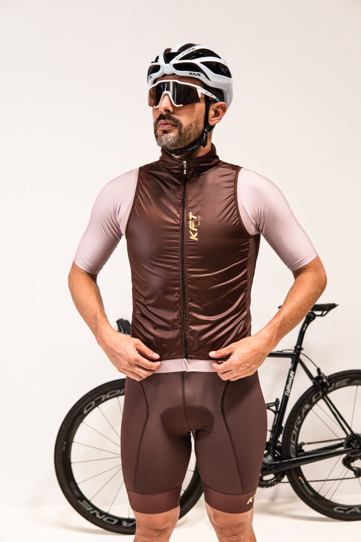 BROWN SEMIPERMEABLE VEST