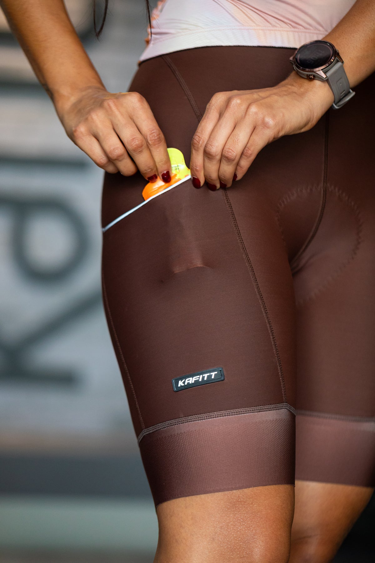 BASIC LYCRA POCKETS BROWN WOMEN